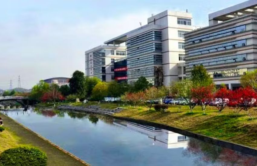 China Three Gorges University